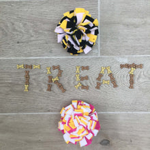 Load image into Gallery viewer, Ruffle Train'n'Treat Ball - snuffle mat by Ruffle Snuffle