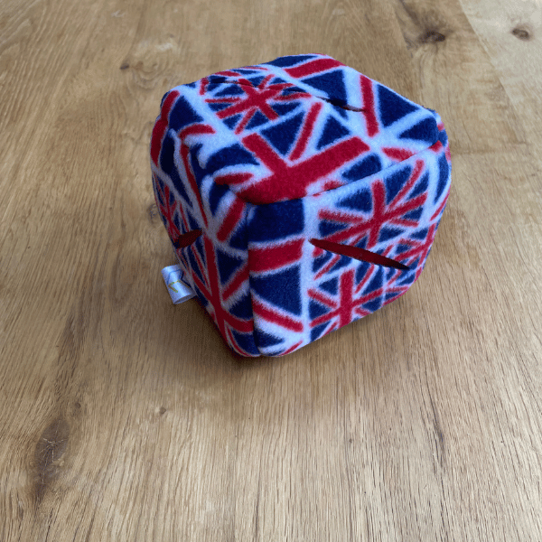 Union Jack Snuffle Cube®